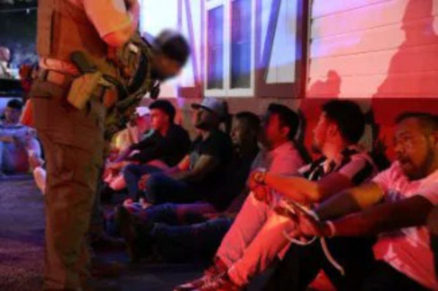 estados-unidos-detiene-a-mas-de-70-migrantes-en-club-nocturno-ligado-a-los-zetas-en-carolina-del-sur