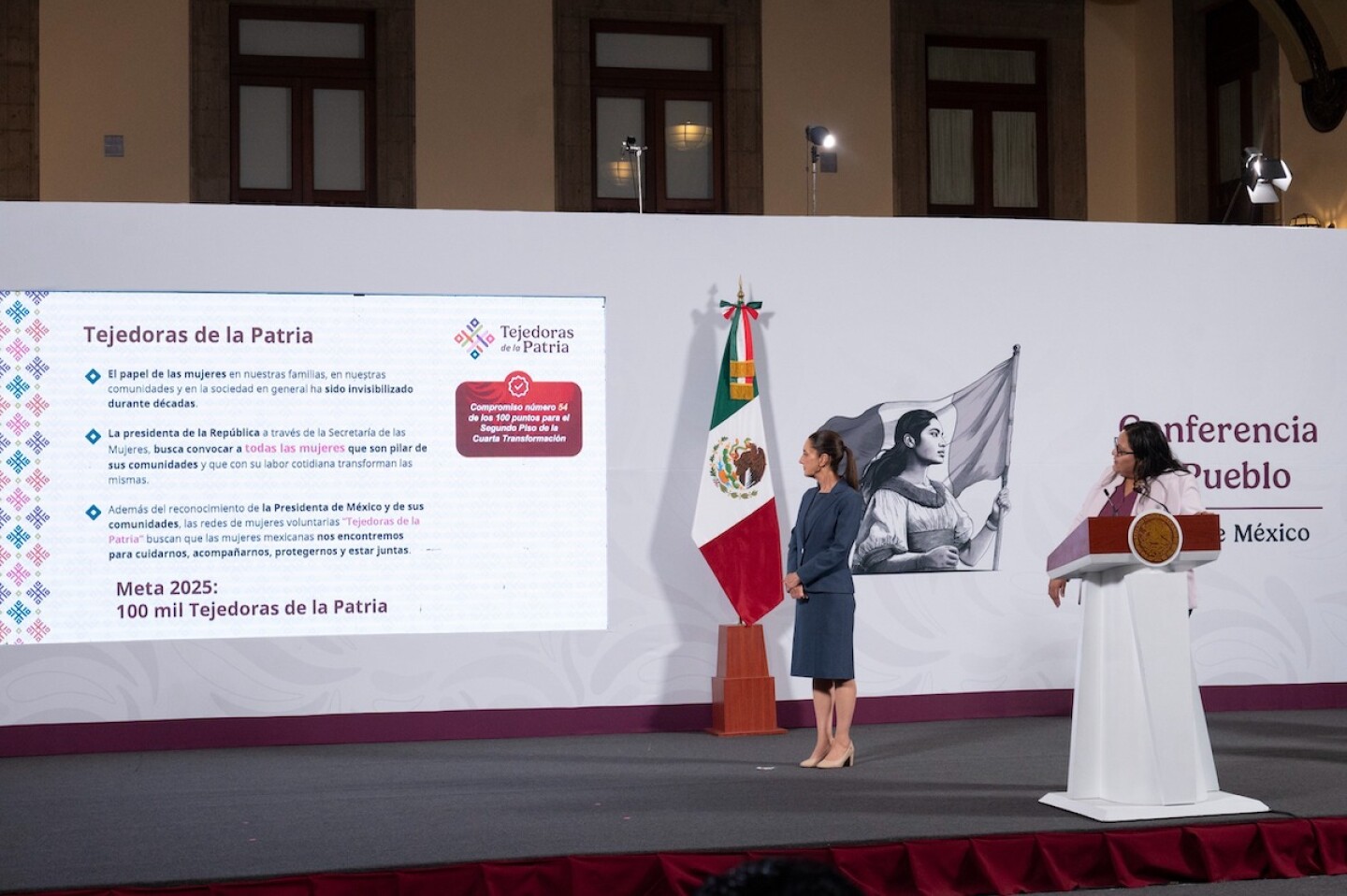 Presentación del programa “Tejedoras de la Patria”.
