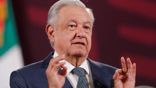 amlo-se-disculpa-con-salma-luévano