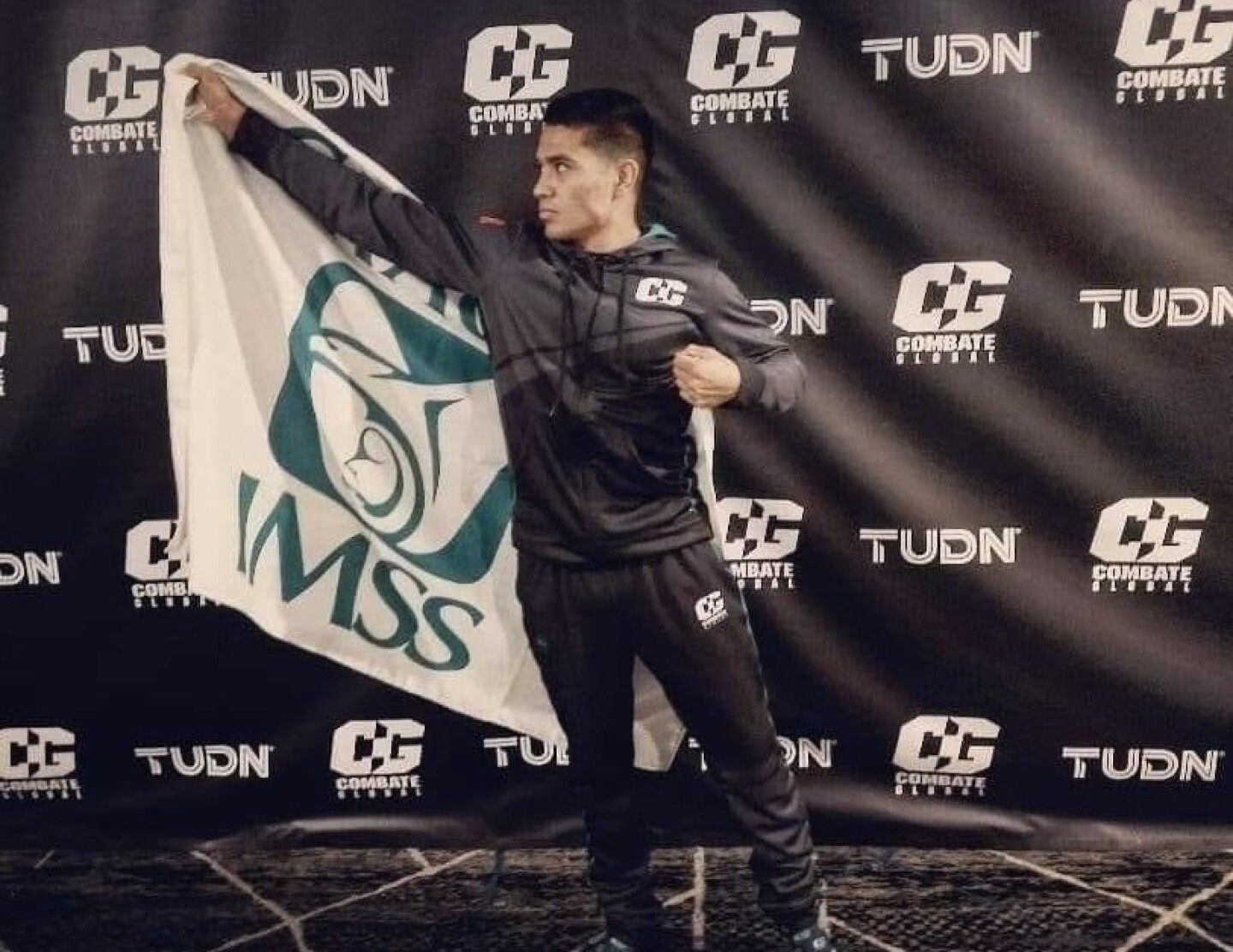 David Martínez el médico del IMSS que peleará en la UFC