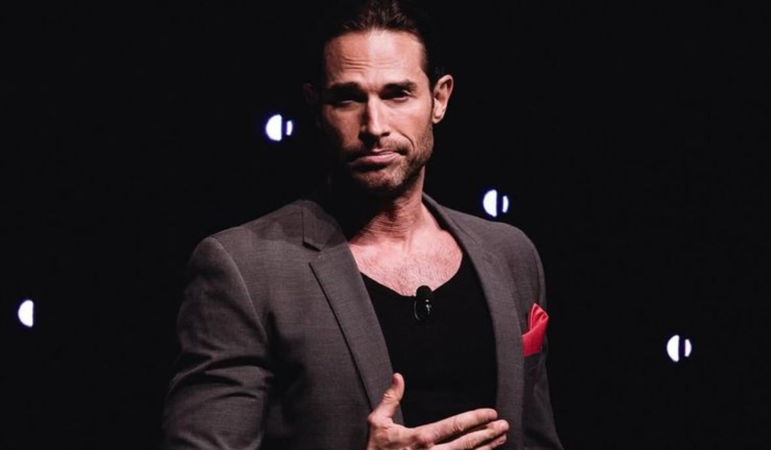 sebastian ruli epicondilitis.jpg