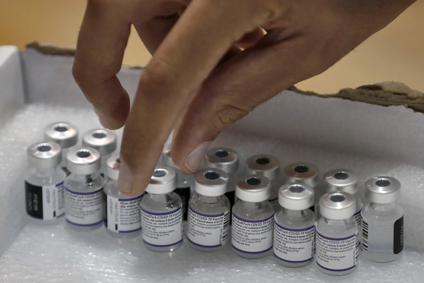 ISRAEL-HEALTH-VIRUS-VACCINES