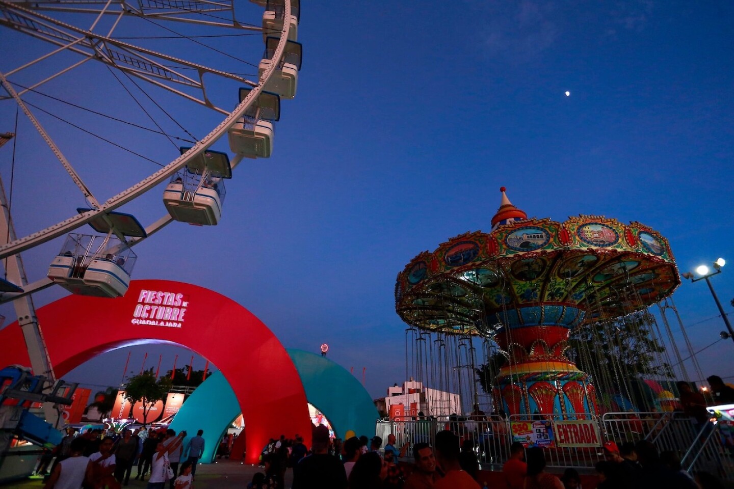 fiestas-de-octubre-2022-cartelera-de-artistas-completa-y-horarios