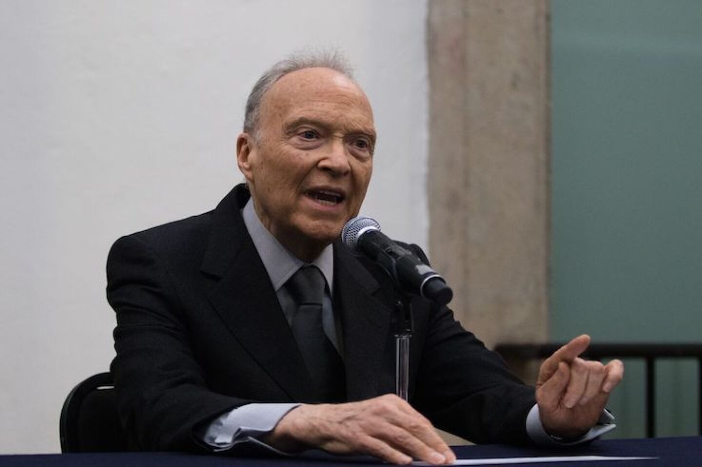 CIUDAD DE MÉXICO, 21OCTUBRE2019.- Alejandro Gertz Manero, Fiscal General de la República, ofreció una conferencia de prensa al finalizar la durante la presentación de la iniciativa "Reforma con el y para el Poder Judicial", en la vieja Casona de Xiconténcatl.FOTO: MOISÉS PABLO /CUARTOSCURO.COM