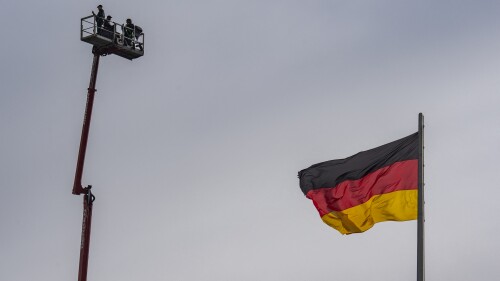 Alemania abre primera planta de combustible 'verde' para aviones
