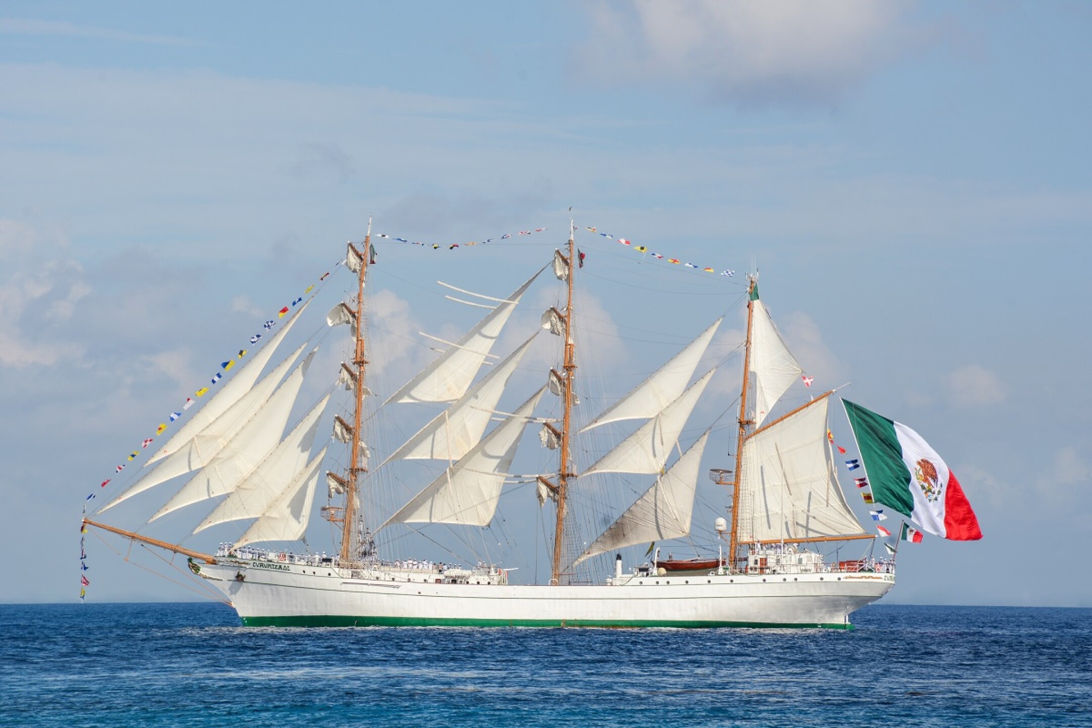 Buque Cuauhtémoc.jpg