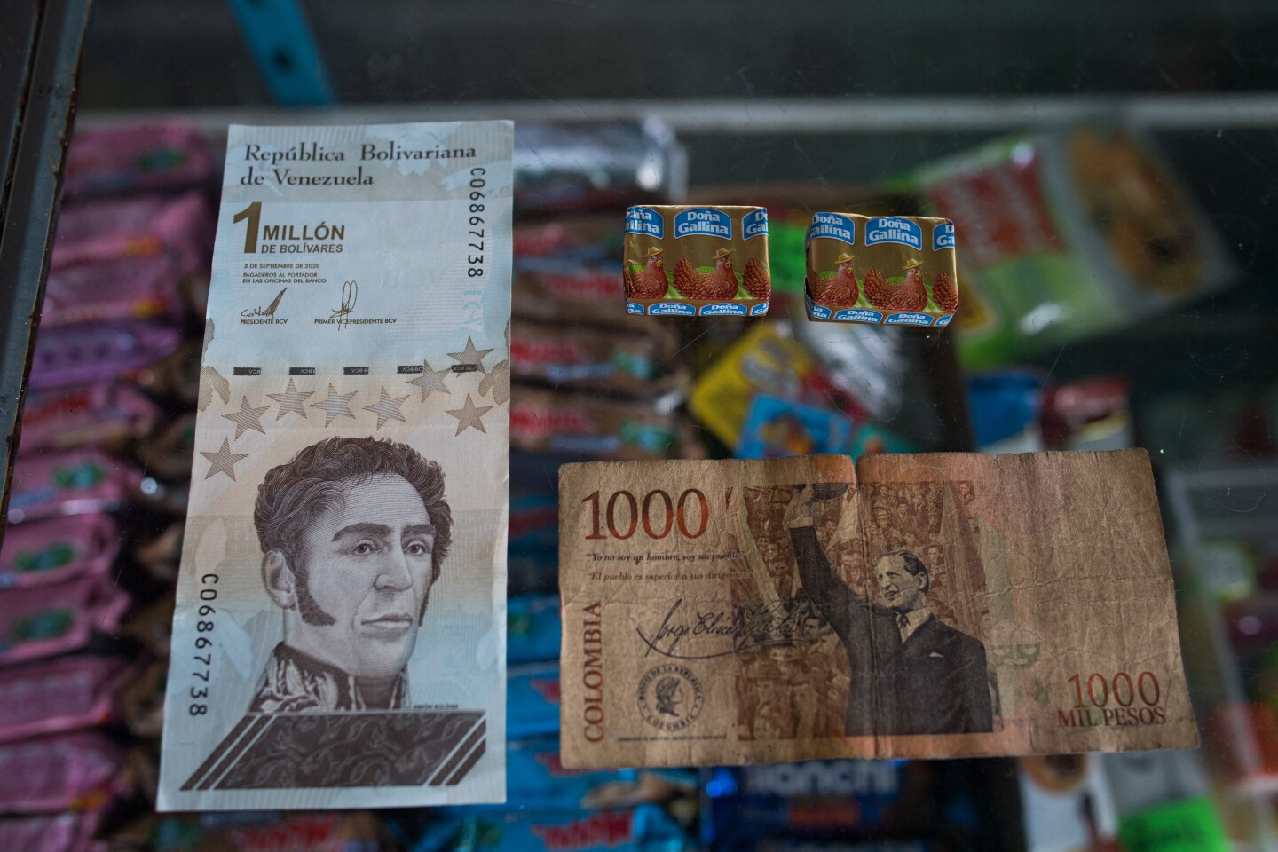 Moneda de Venezuela pierde seis ceros