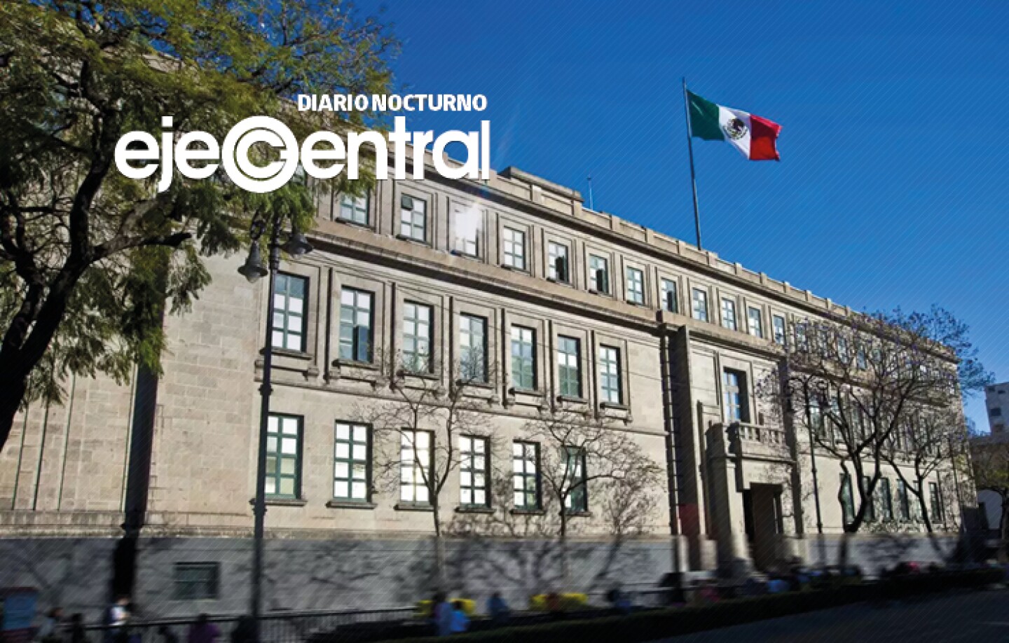 5-Promo-827-Manifestaciones-afuera-de-la-Corte