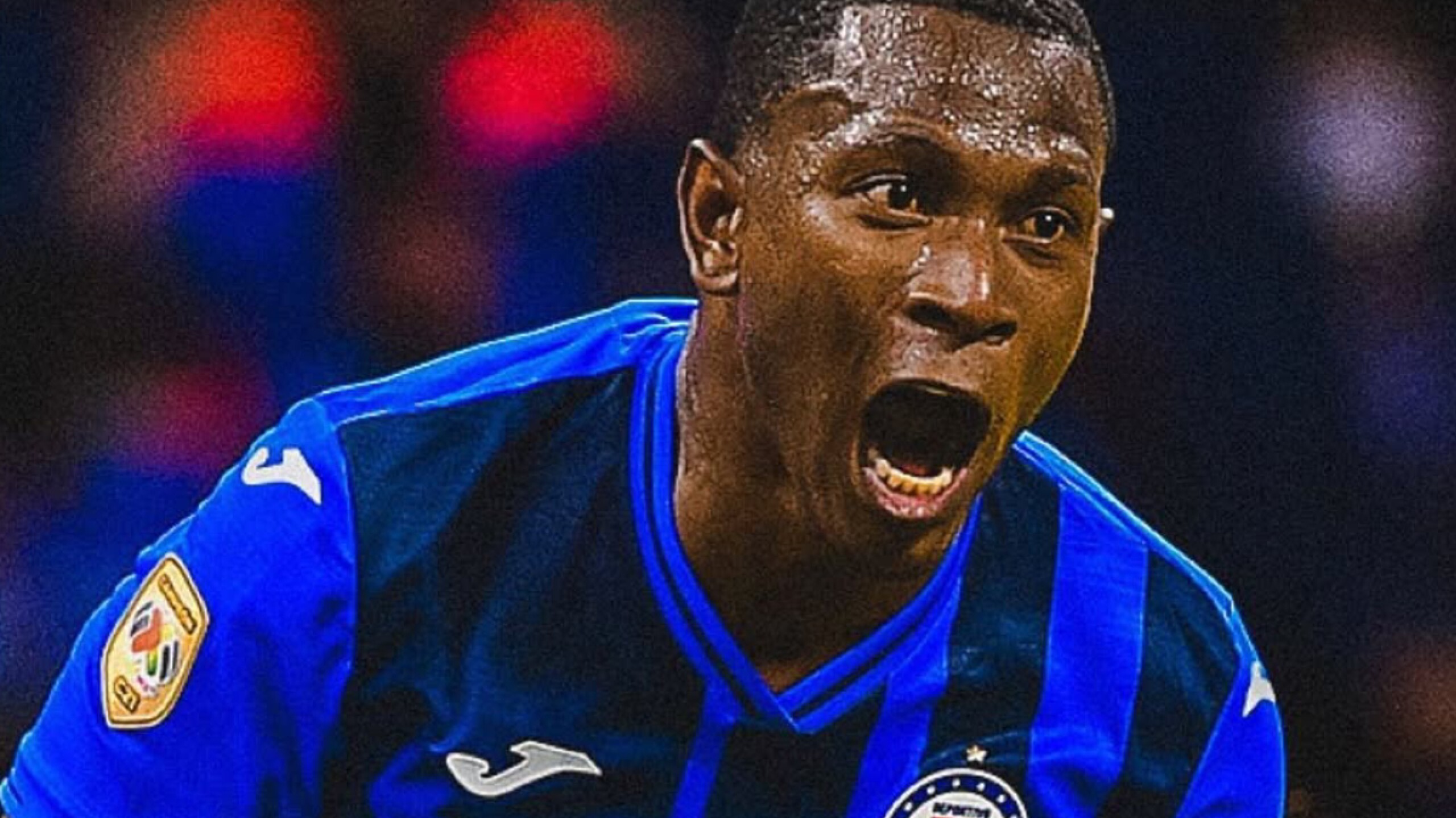 bryan angulo cruz azul(1).jpg