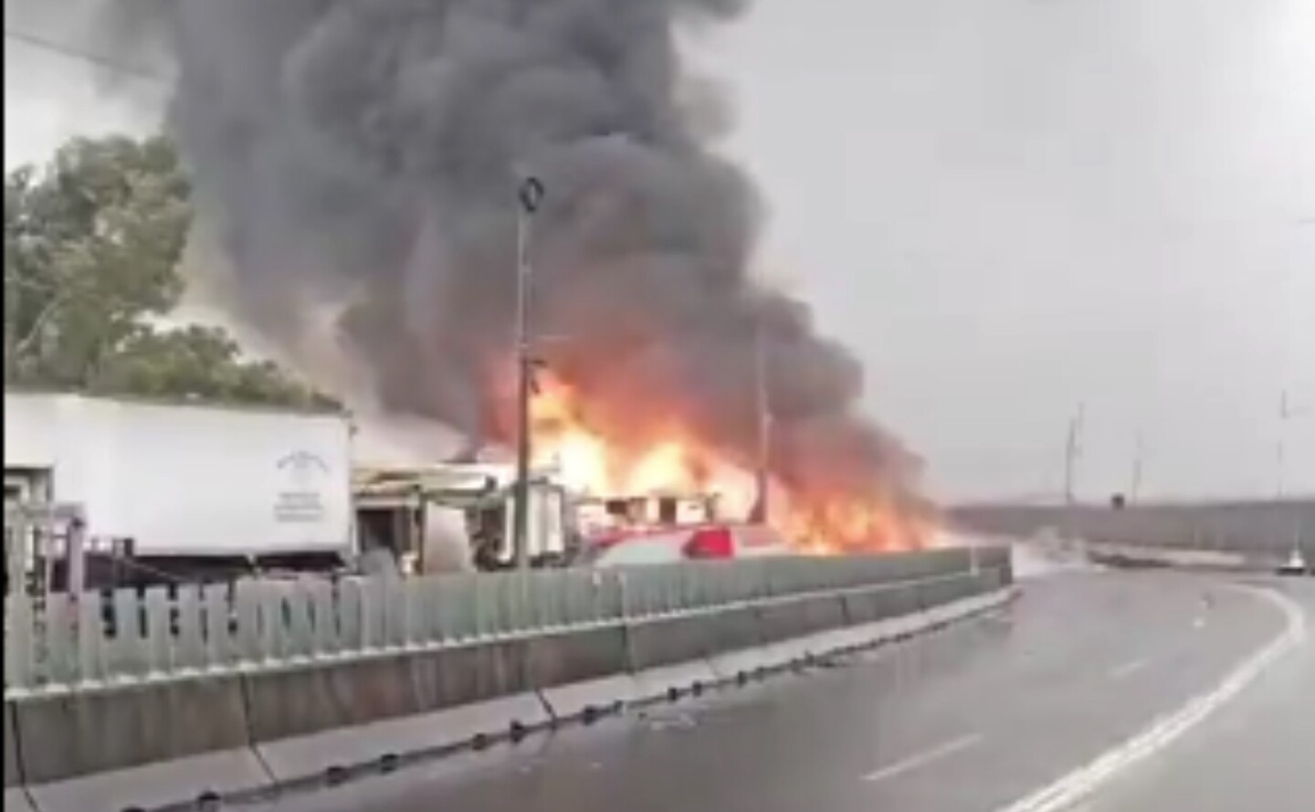 incendio-inmediaciones-aeropuerto