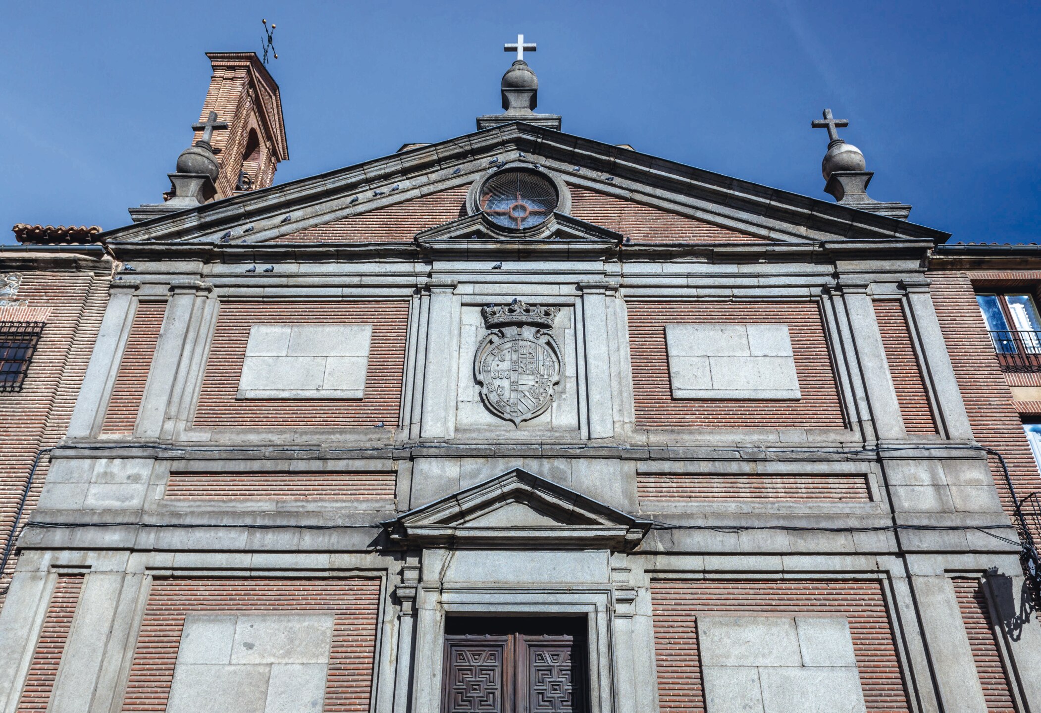 Close,Up,On,Facade,Of,Descalzas,Reales,Monastery,In,Madrid,