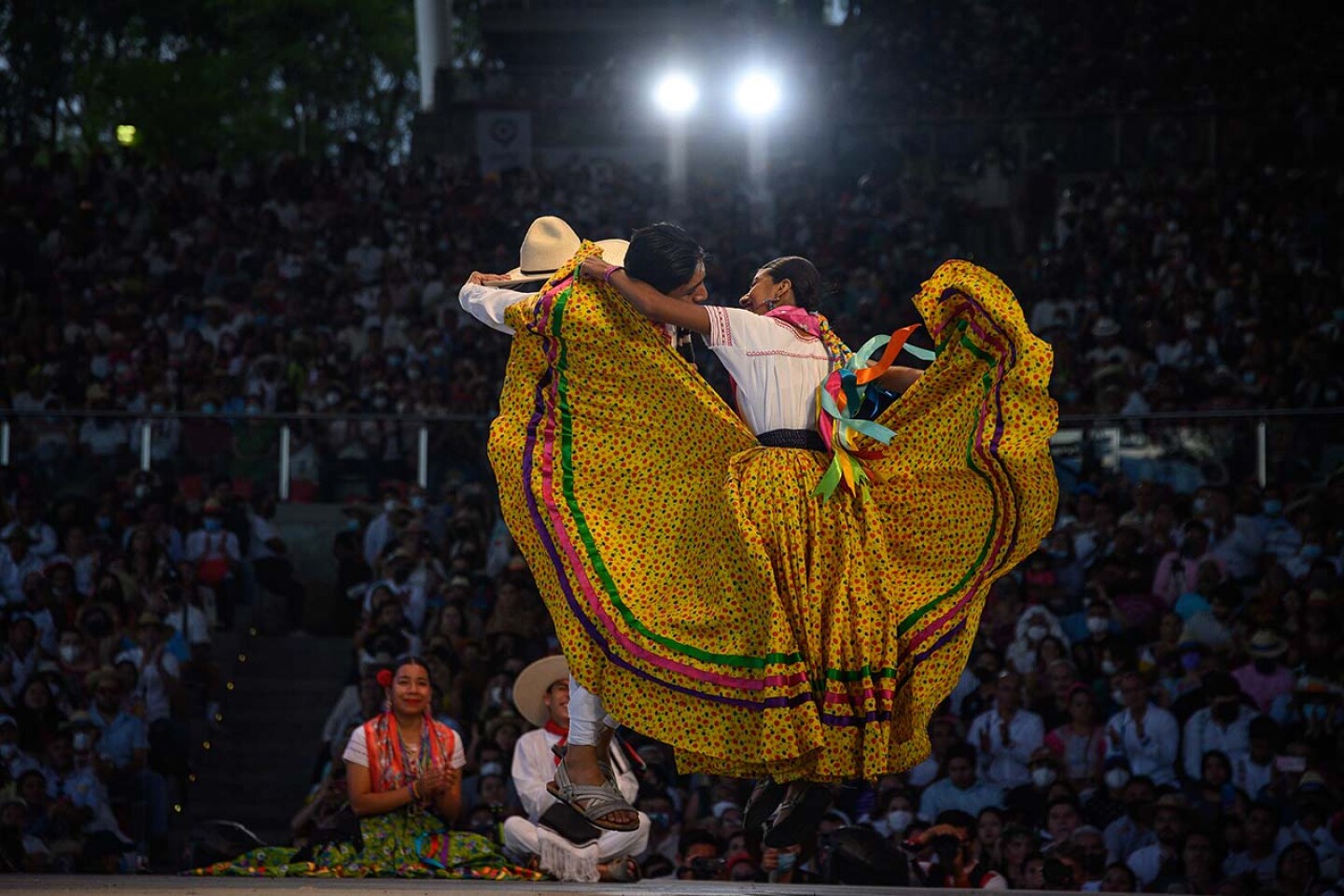 guelaguetza-oaxaca-feminicida-alejandro-murat-extranjeros-10