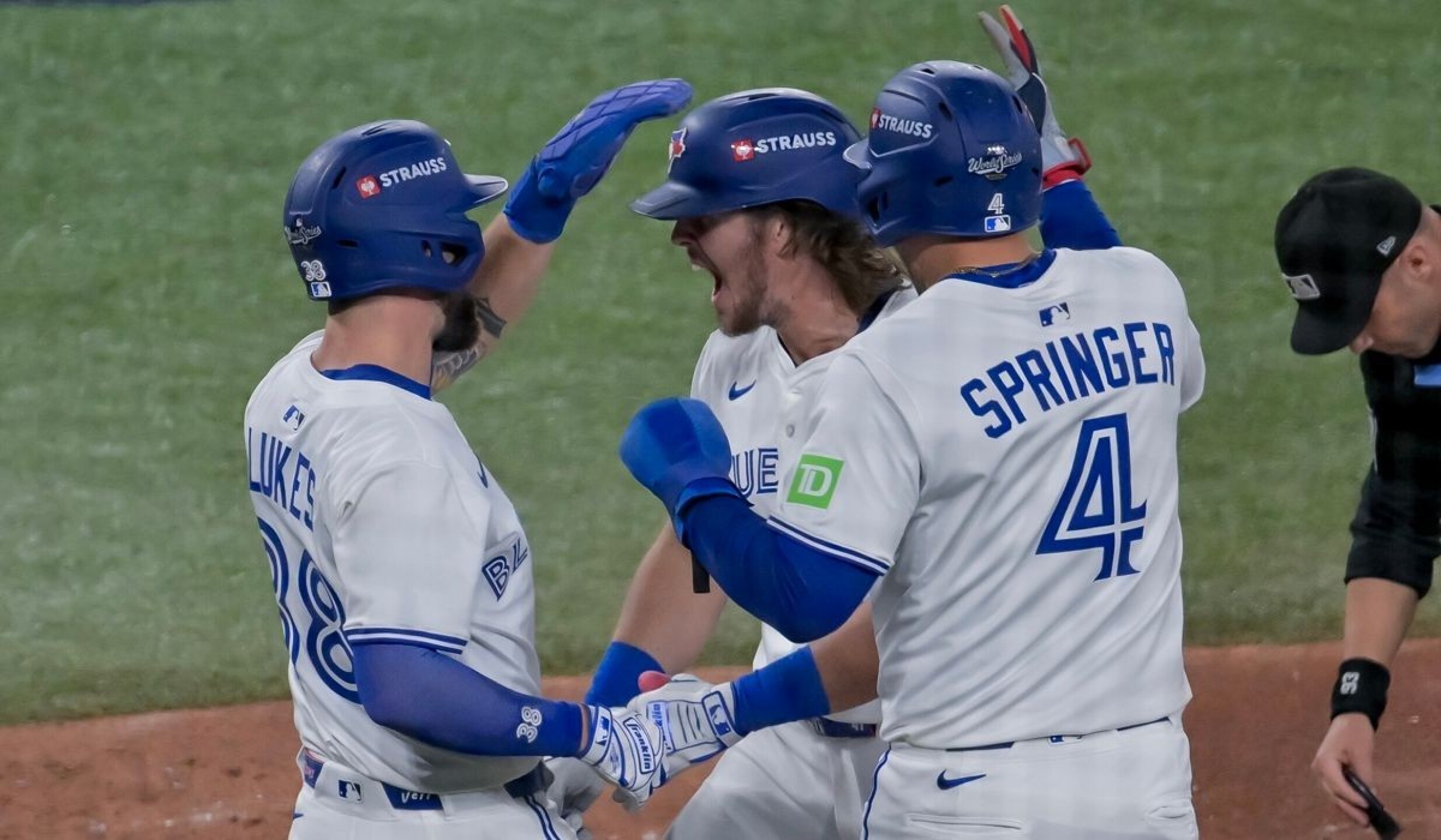 dodgers-blue-jays.jpg