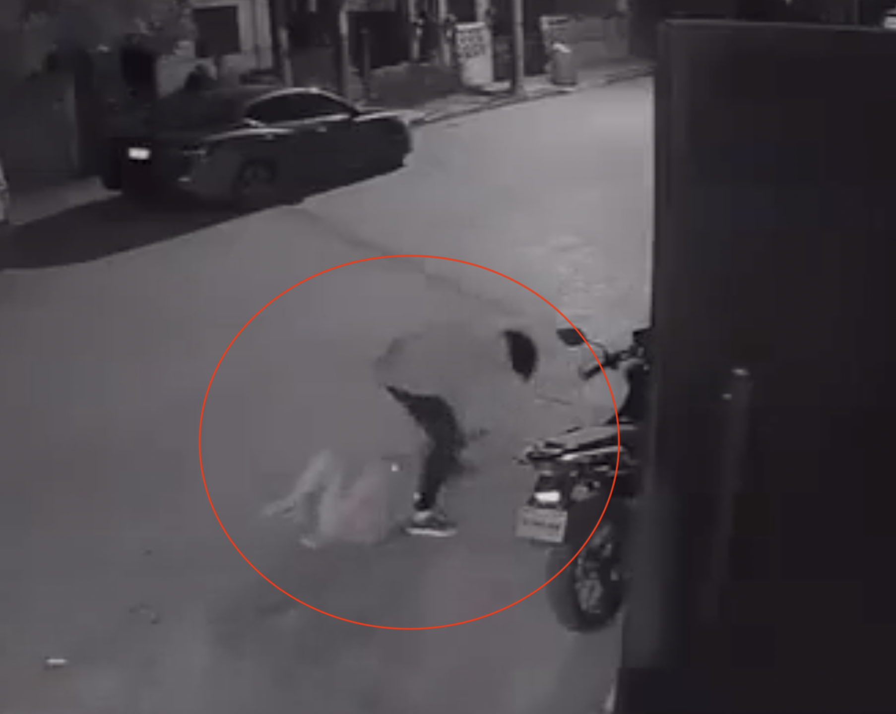 estudiante de medicina que golpeó a su novia