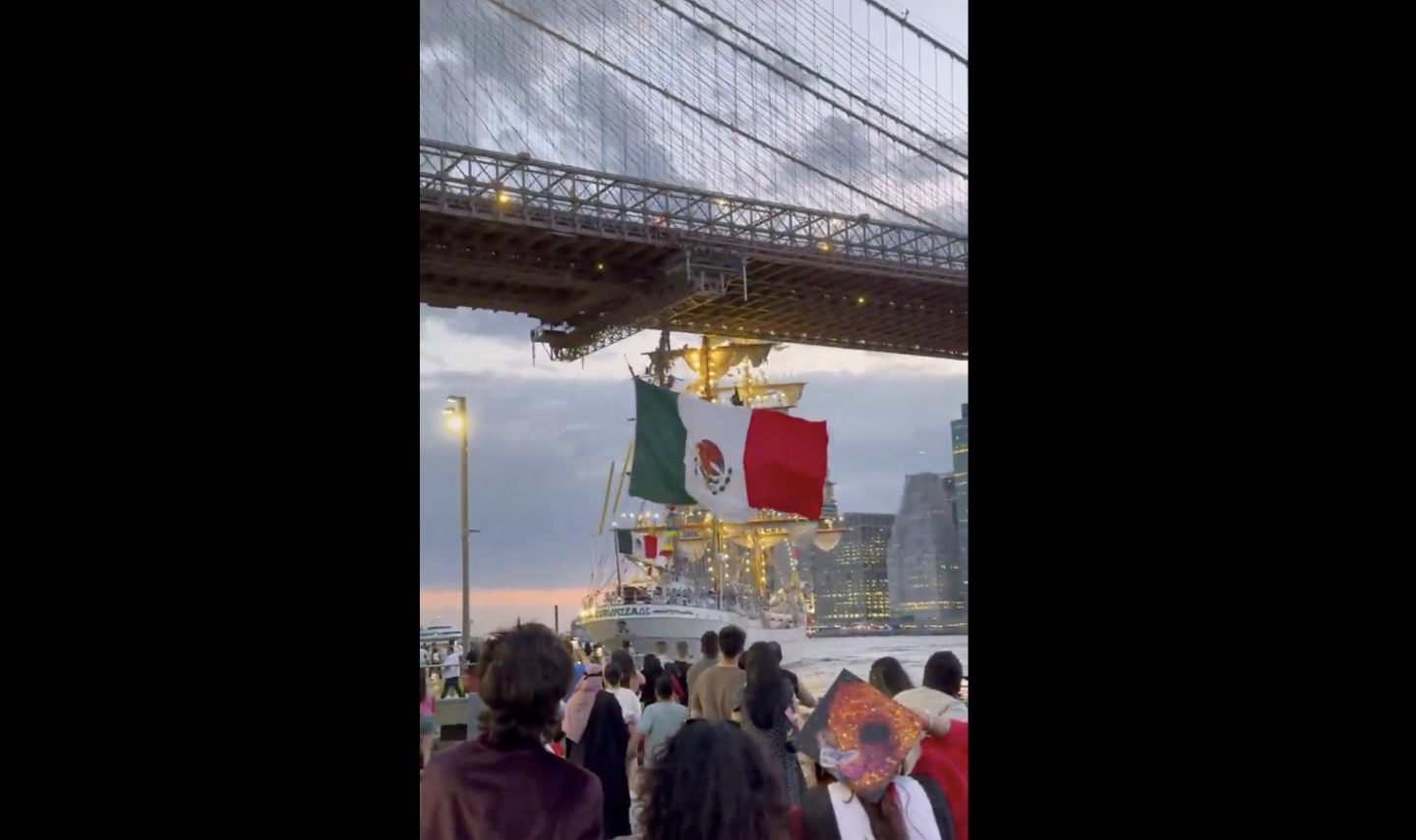 Buque Marina Brooklyn.png