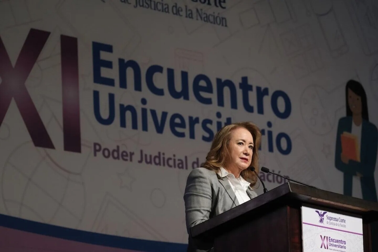 ministra-Yasmín-Esquivel-plagio