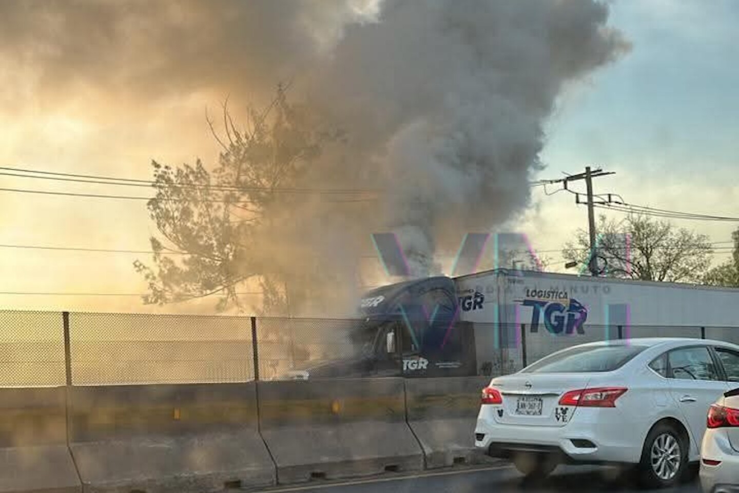 accidente mexico-queretaro hoy trafico autopista.jpg