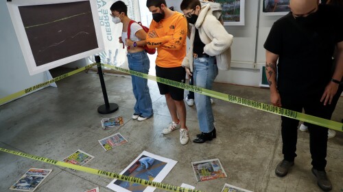 Exposición de nota roja