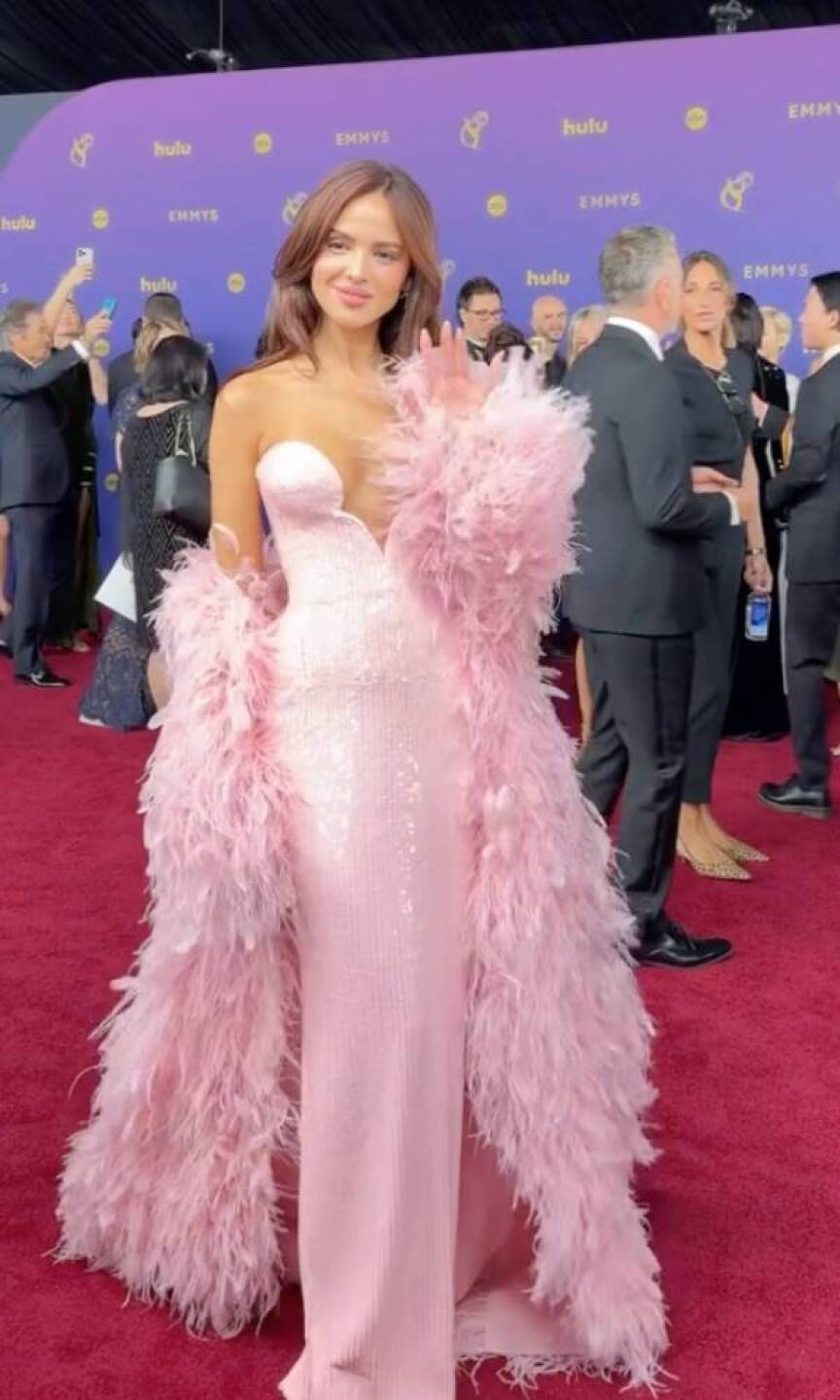 eiza-gonzalez-emmys