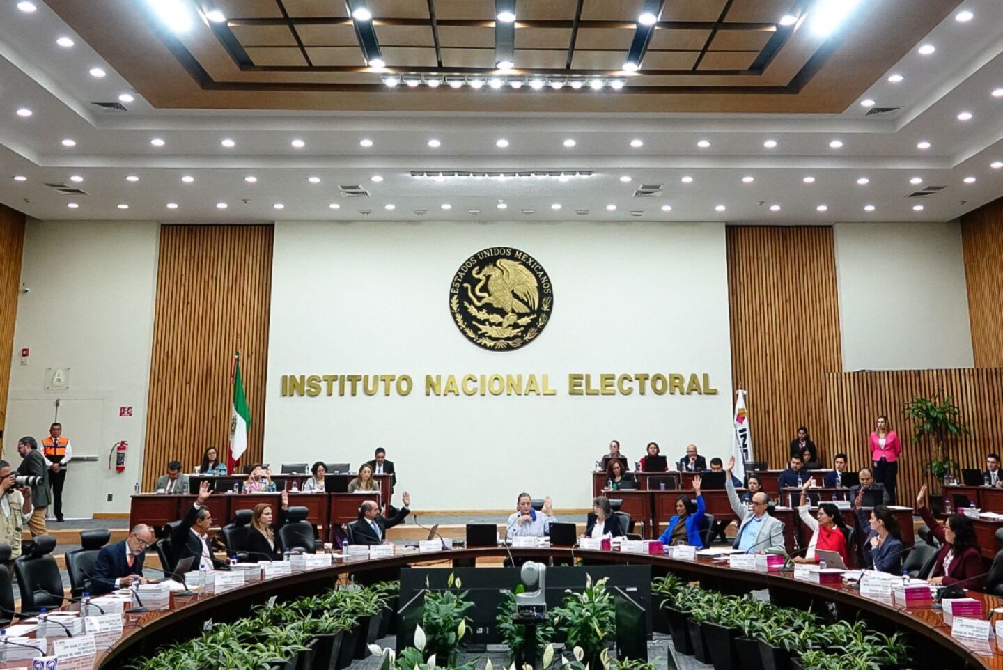 INE anuncia debates presidenciales para 2024