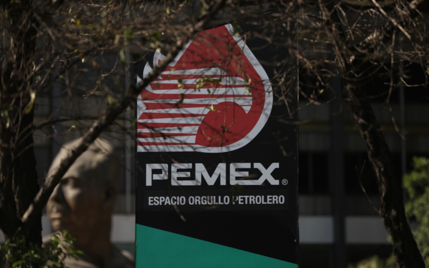 fitch-pemex-efe