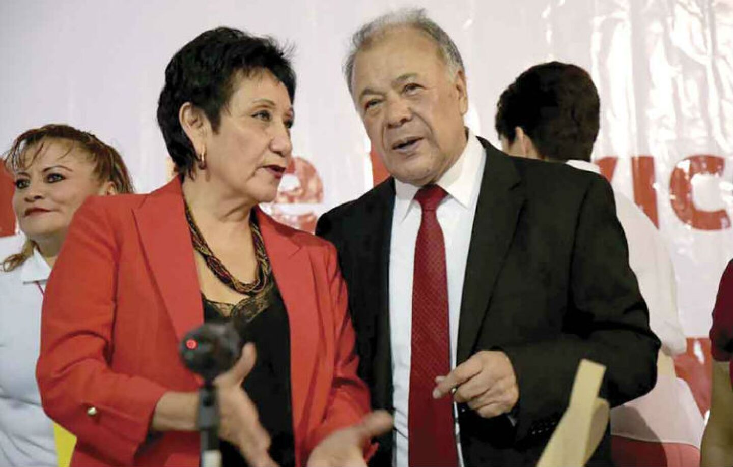 Esposa de líder del PT no descongela cuentas; niegan amparo