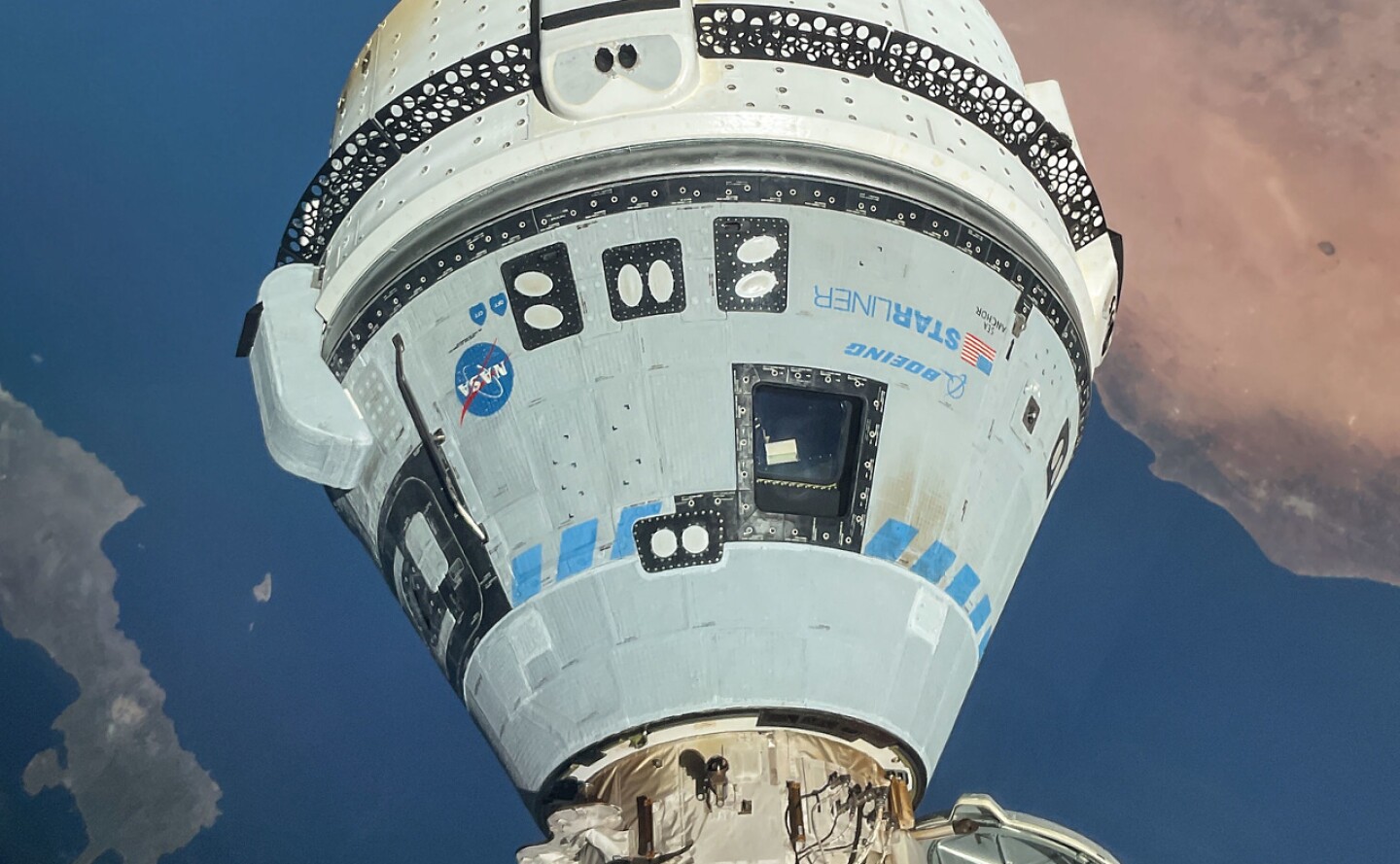 astronautas-en-el-espacio-por-problemas-con-boeing