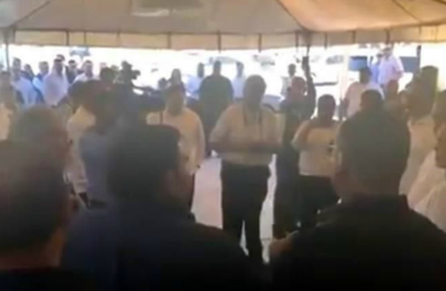 Captura de pantalla 2017-11-23 a las 5.26.35 p.m.