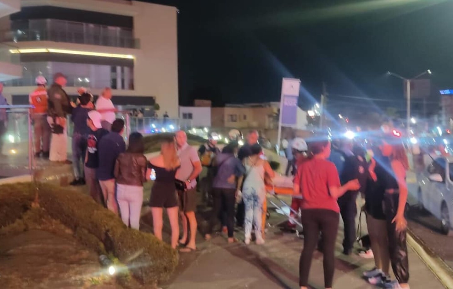 accidente-bar-rich-slp-dos-muertos-y-15-heridos-en-plaza-altus