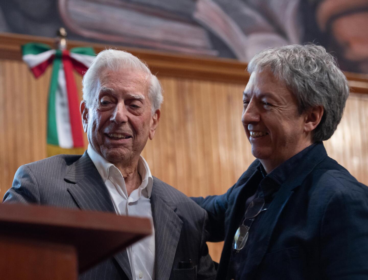Mexicano David Toscana gana el V Premio de Novela Mario Vargas Llosa