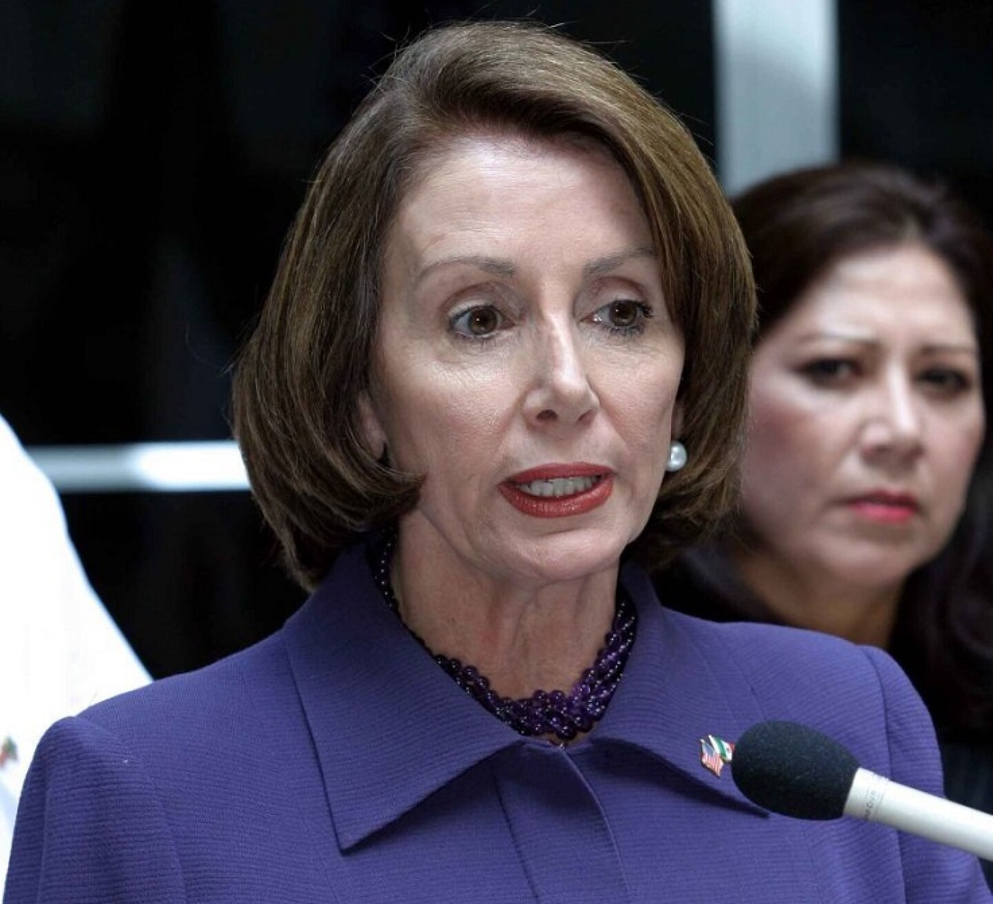 Nancy Pelosi, lider Demócrata del congreso de Estados Unidos, durante la conferencia para dar a conocer la reunión que sostendran con el presidente Fox. FOTO: Juan Pablo Zamora/CUARTOSCURO.COM
