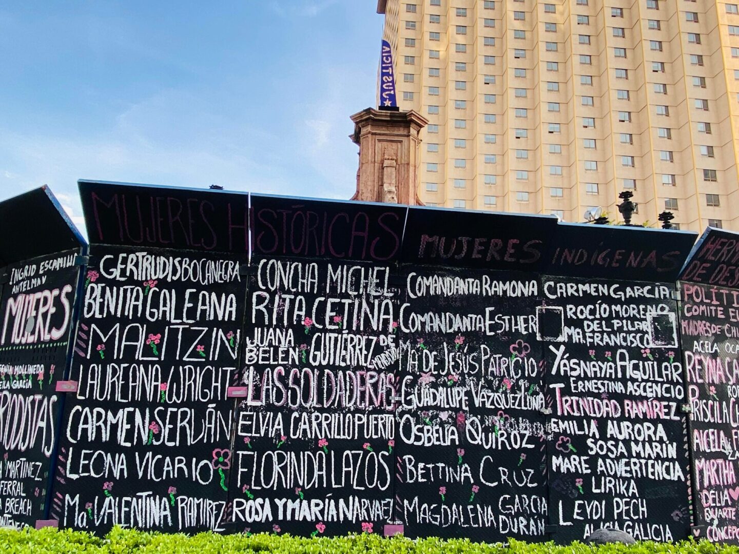 glorieta-de-las-mujeres-que-luchan