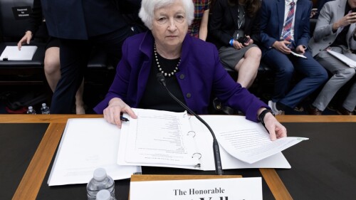 Yellen reprocha que el acuerdo sobre el techo de deuda en EE.UU. se lograra "in extremis"