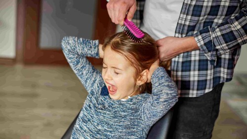 Síndrome del cabello impeinable.