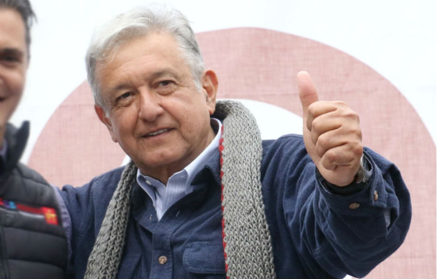 AMLO disculpas krauze