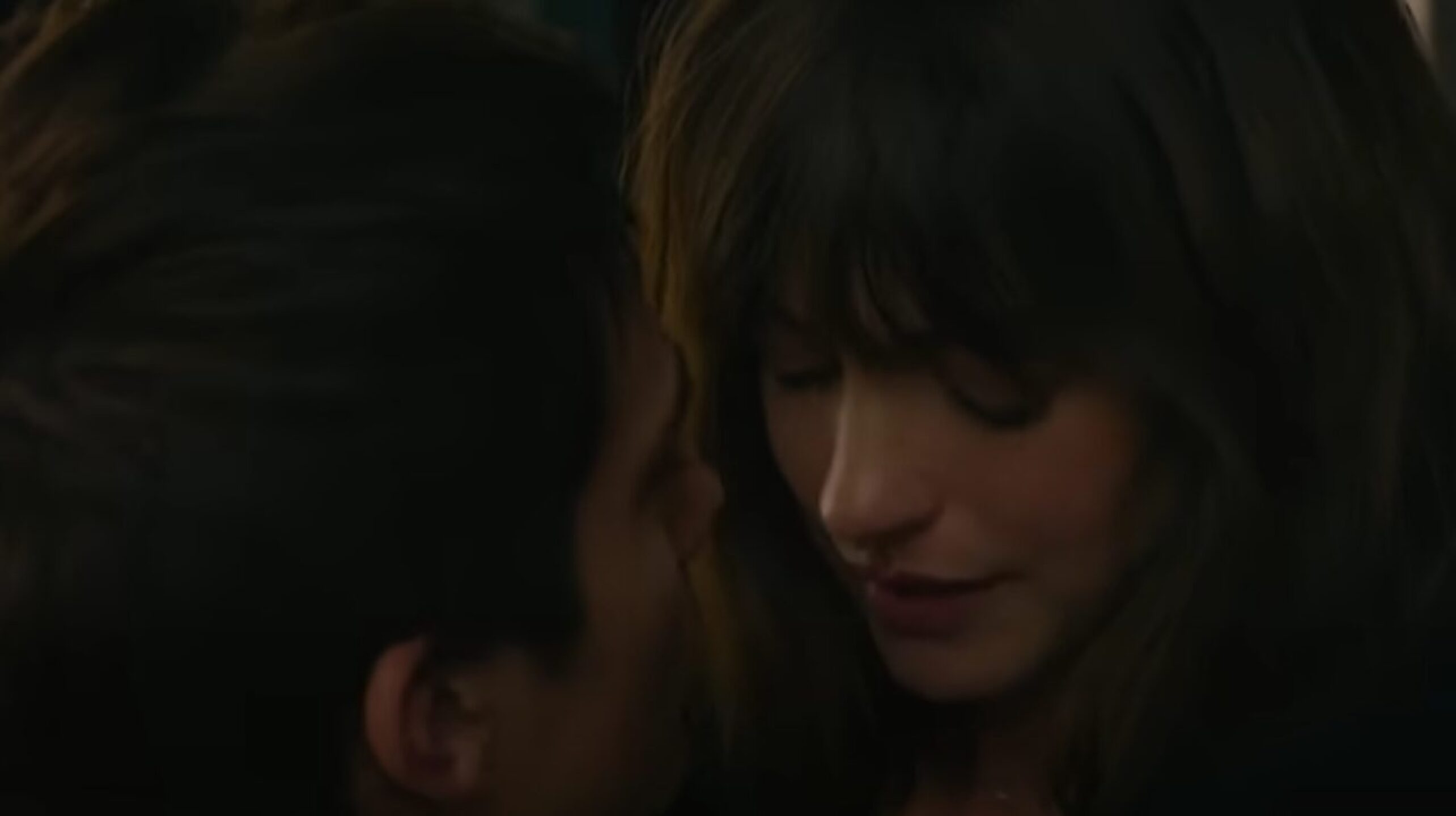 anne-hathaway-the-idea-of-you