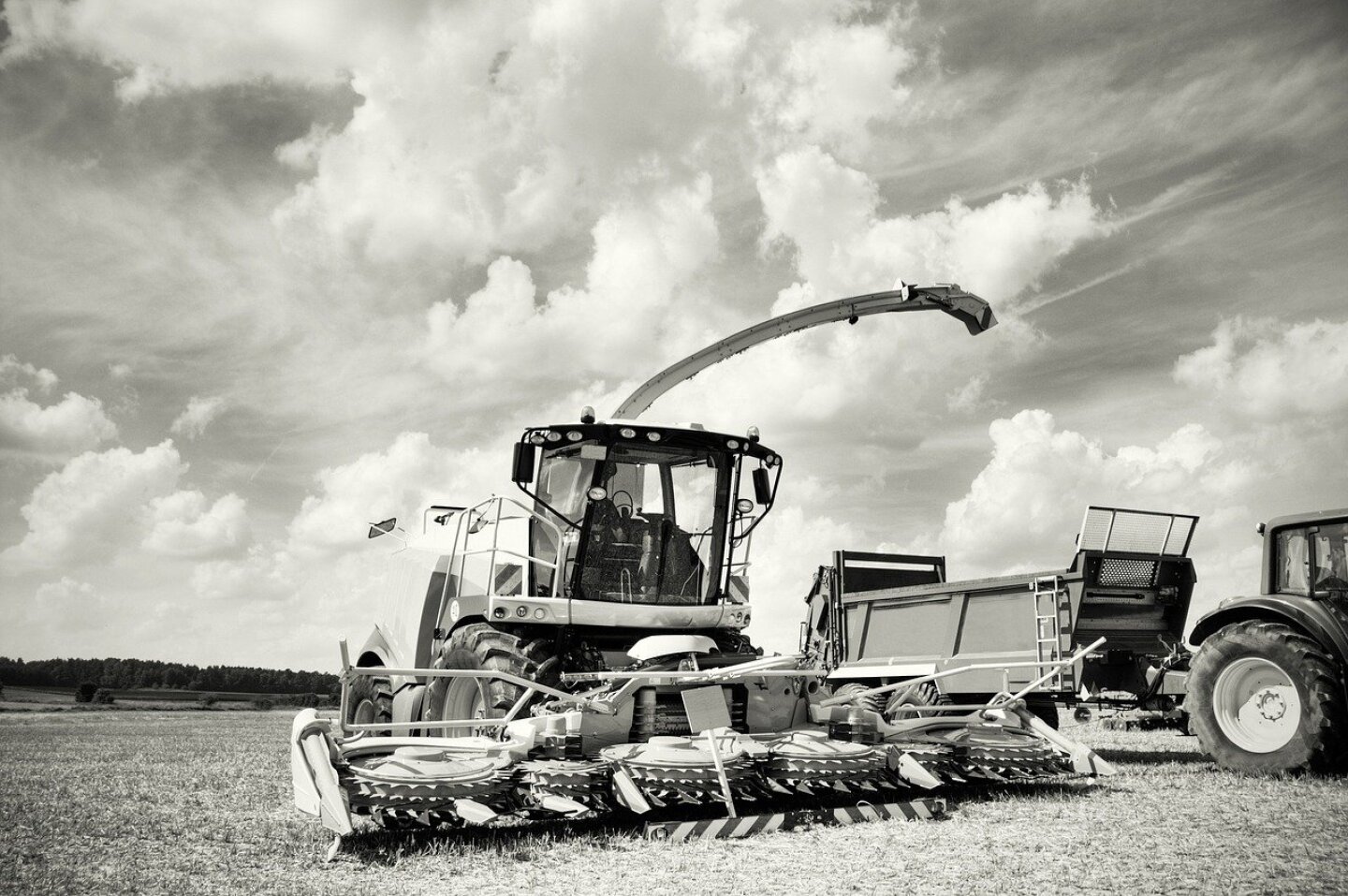 agricultural-machine-1340224_1280