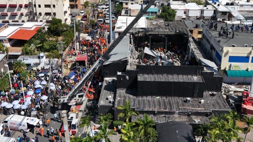 derrumbe-techo-disco-dominicana2.jpg