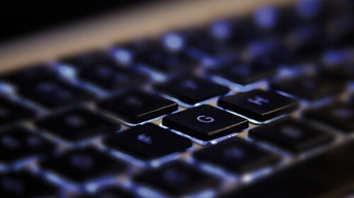 technology-785742_1280
