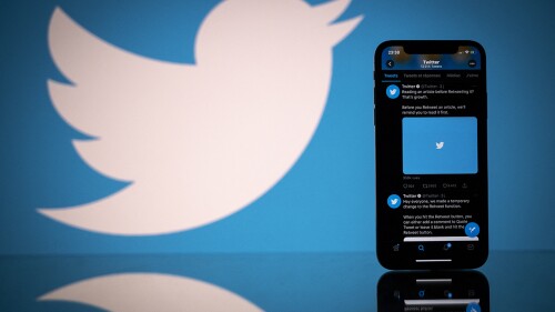 FILES-FRANCE-US-INTERNET-IT-TWITTER