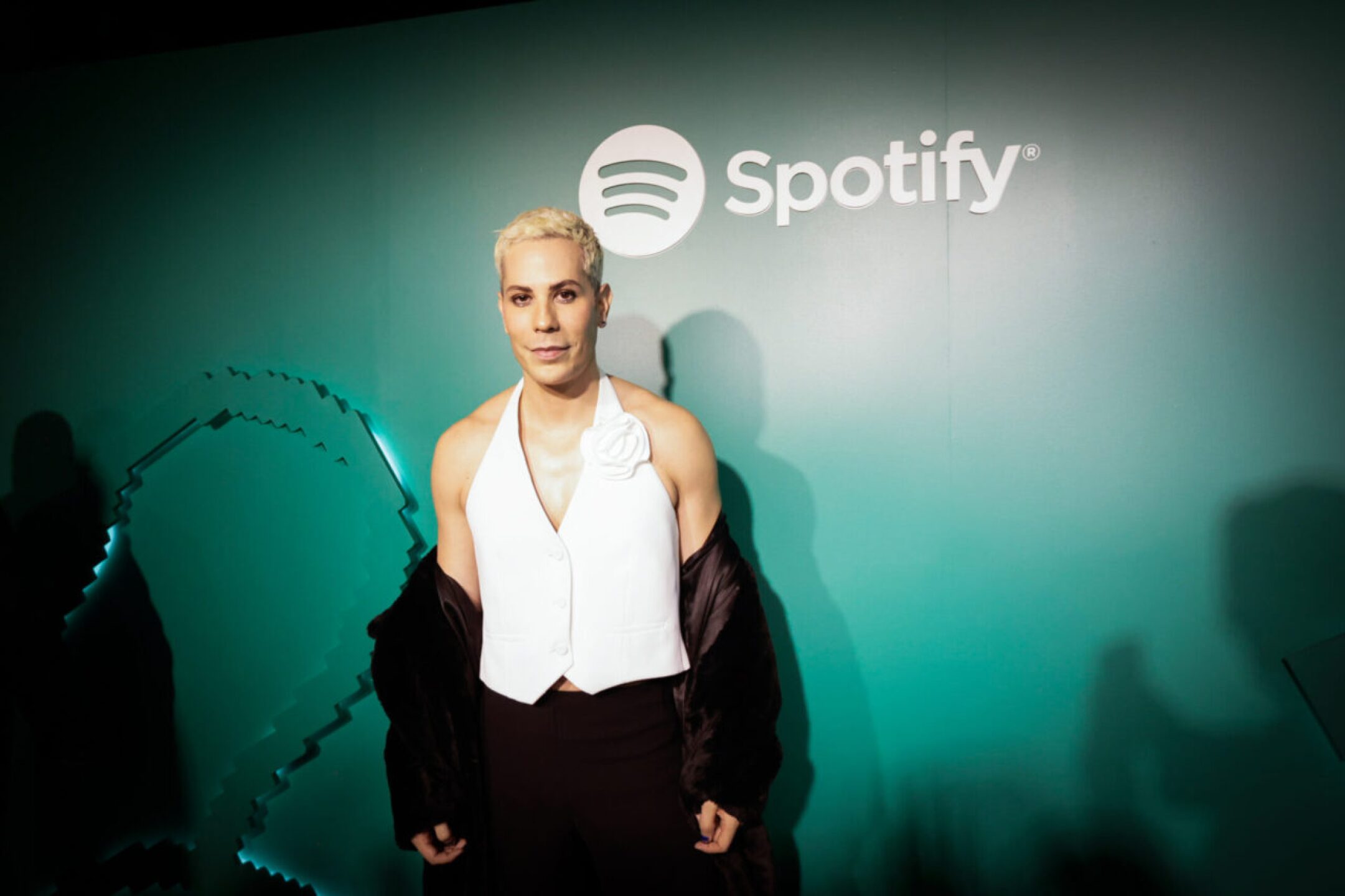christian_chavez_spotify_mexico_alfombra_verde-1280x853