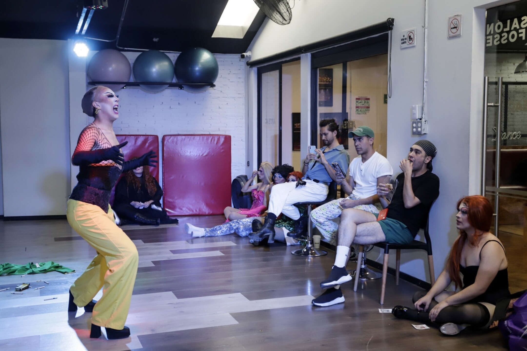 las-drag-queens-llegan-a-las-aulas-universitarias-en-puebla-2