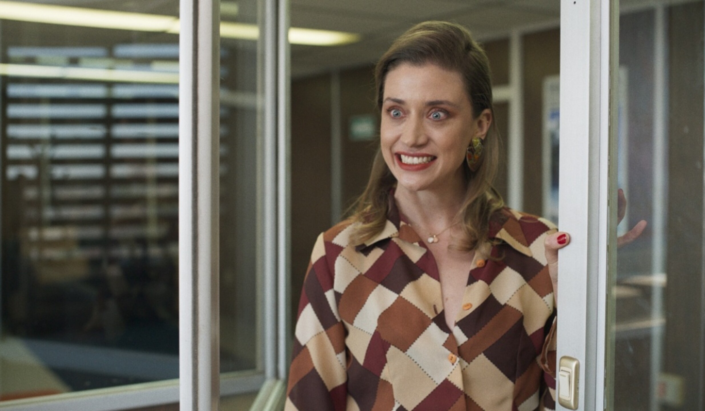 Tato Alexander brilla en Pérdida Total comedia negra.jpg