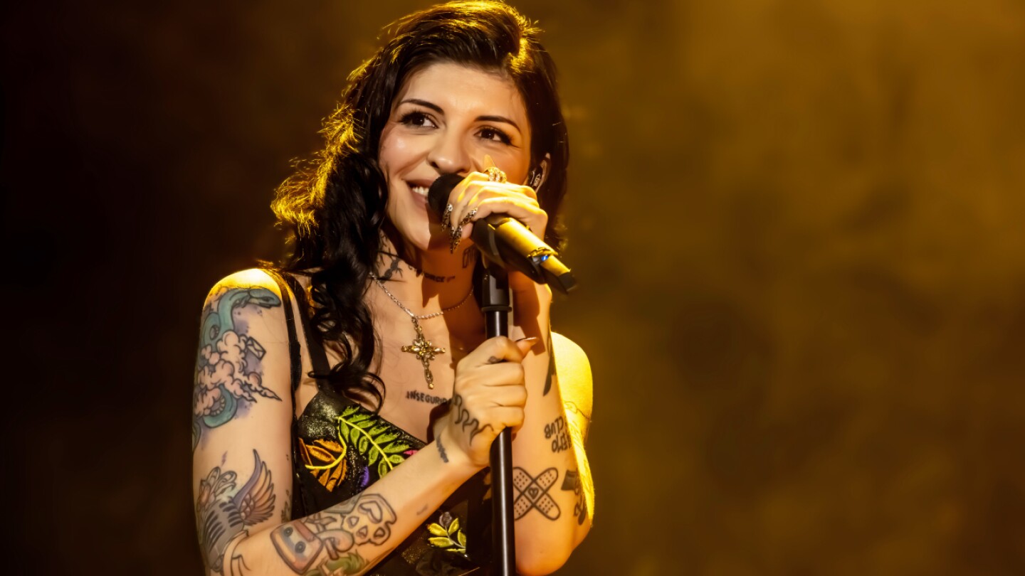 cazzu en el auditorio nacional(1).jpg