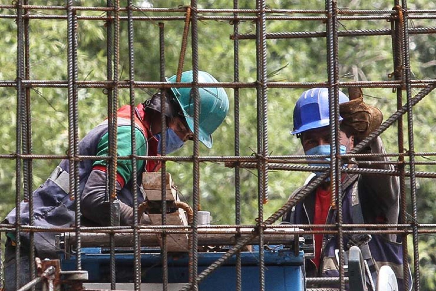 Reapertura del sector de construcción generará cerca de 389 mil empleos.