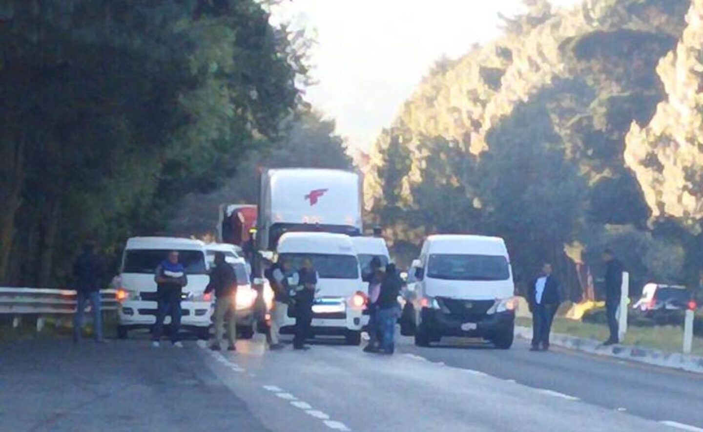 bloqueo-mexico-cuernavaca-transportistas-cierran-en-tlalpan