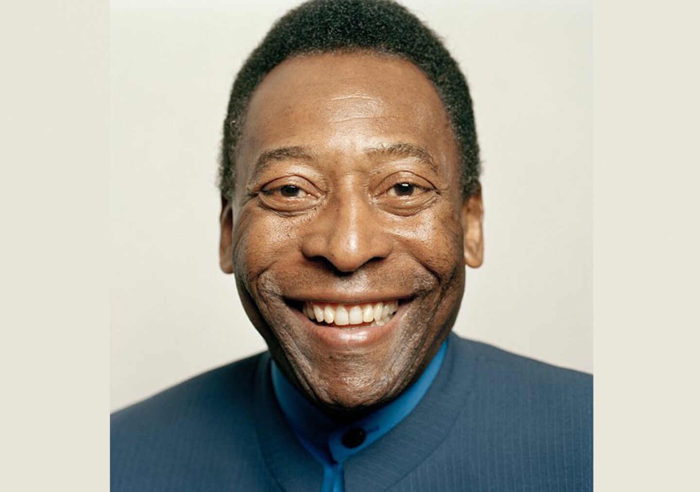 Pele es hospitalizado