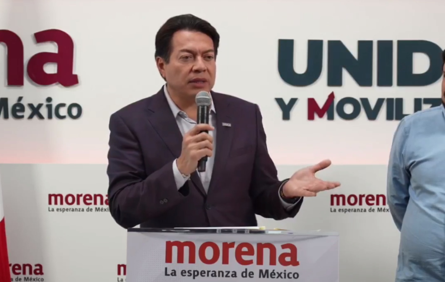 Morena encuestadoras