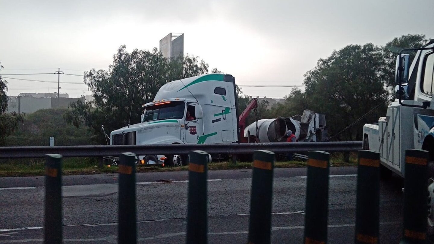accidente-circuito-exterior-mexiquense-cierre-por-choque-edomex