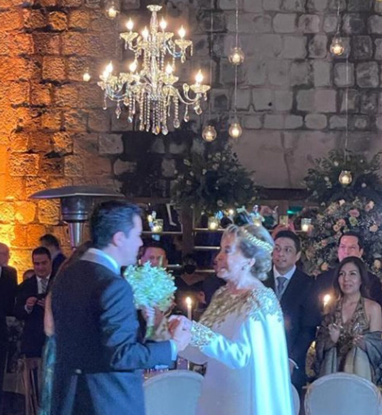 boda-elba-esther-gordillo-y-luis-antonio-lagunas-5-1180x1280